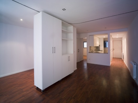 19 Subsidized Dwellings for Young People at the Old Town Center in Lleida / Pàmpols Arquitecte