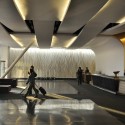 The Sheraton Milan Malpensa Airport Hotel & Conference Centre / King Roselli Architetti The Sheraton Milan Malpensa Airport Hotel & Conference Centre / King Roselli Architetti © Santi Caleca