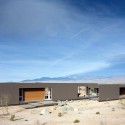 Desert House In California / Marmol Radziner Desert House In California / Marmol Radziner © Joe Fletcher