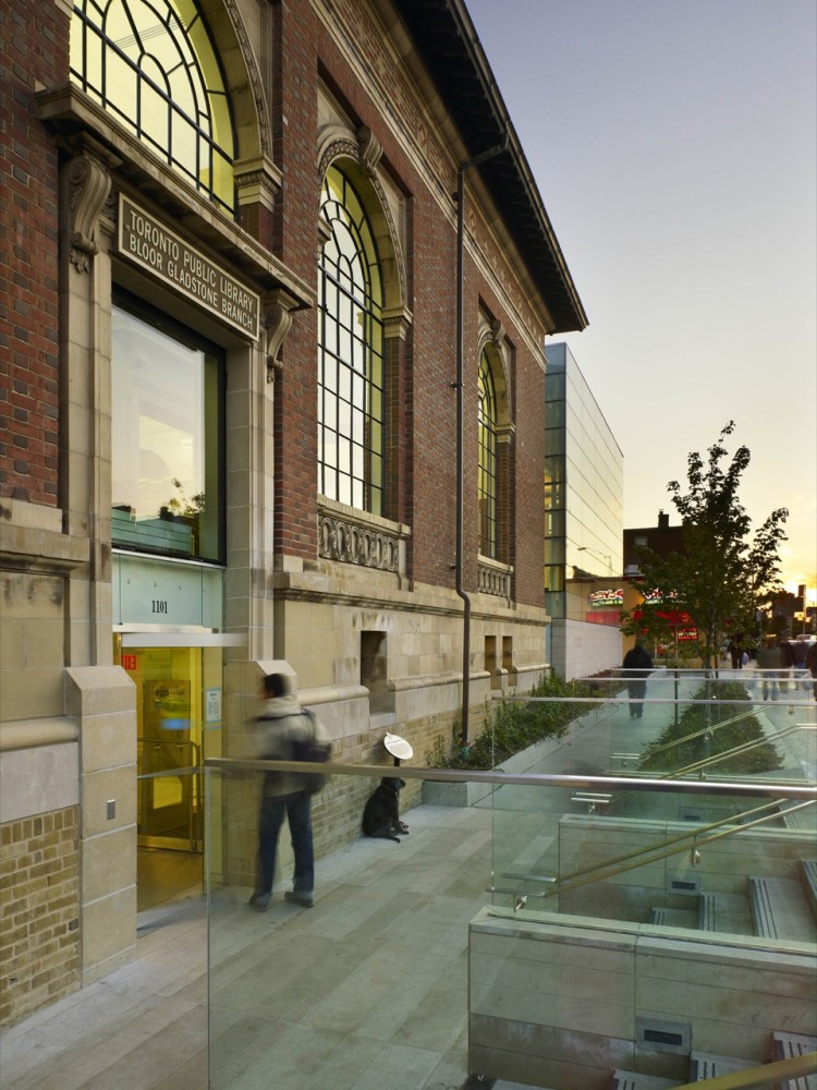 The Bloor/Gladstone Library / RDH Architects