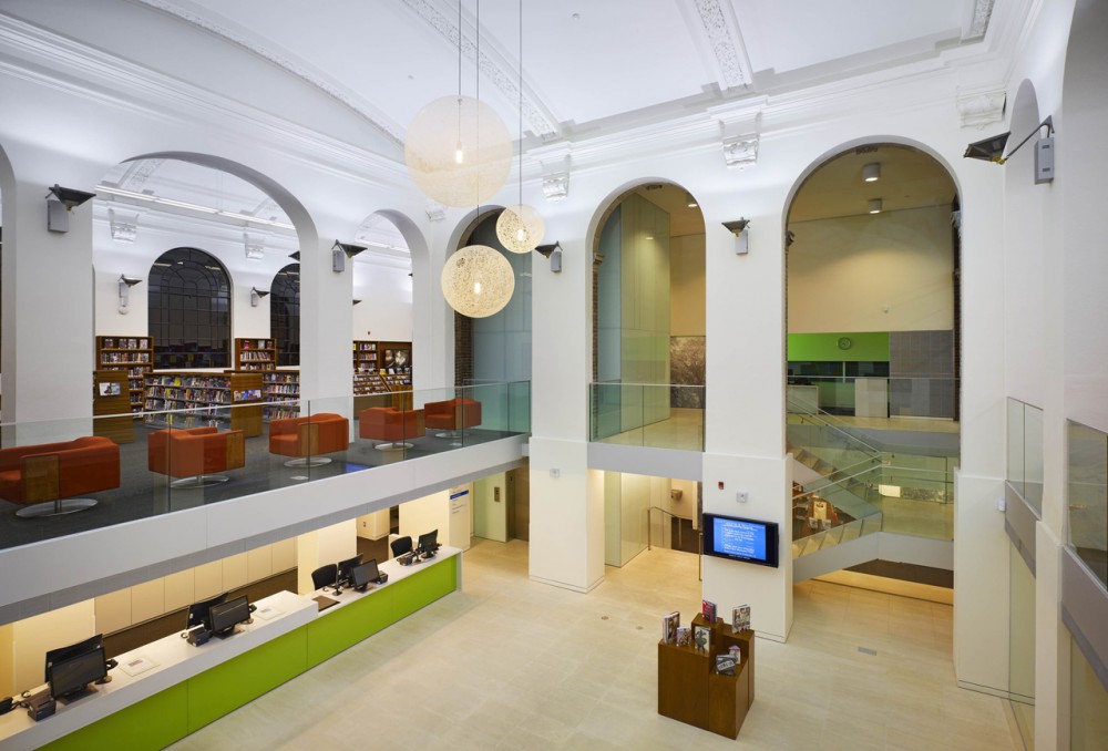 The Bloor/Gladstone Library / RDH Architects