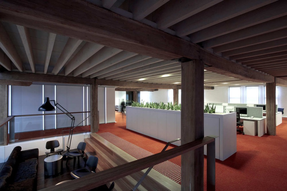 Office Building in Ultimo / Smart Design Studio