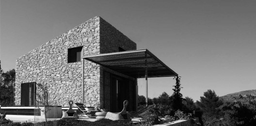 Refugio In La Vall De Laguar / Enproyecto Arquitectura