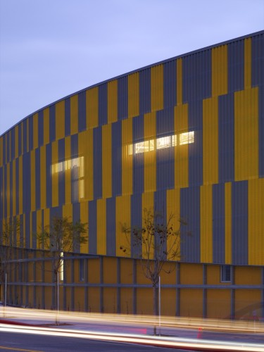 Camino Nuevo High School / Daly Genik Architects