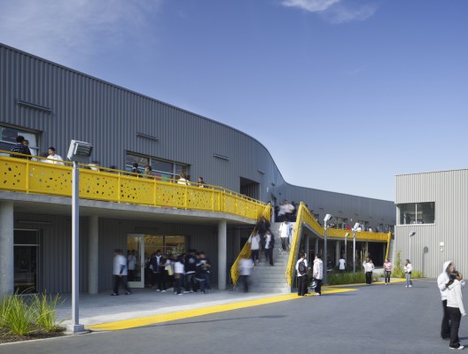 Camino Nuevo High School / Daly Genik Architects