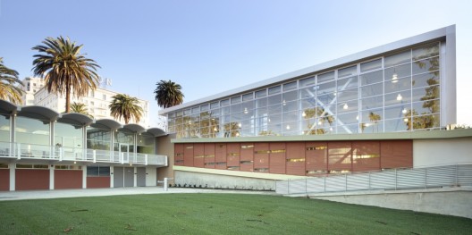 Lafayette Park Recreation Center / Kanner Architects