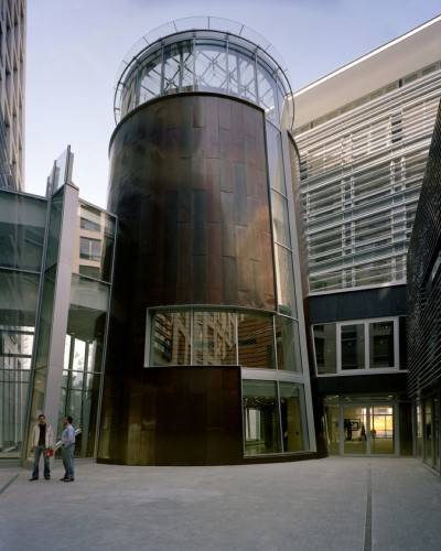 Canadian Embassy Berlin / KPMB Architects with Gagnon, Letellier, Cyr, architectes and Smith Carter Architects + Engineers