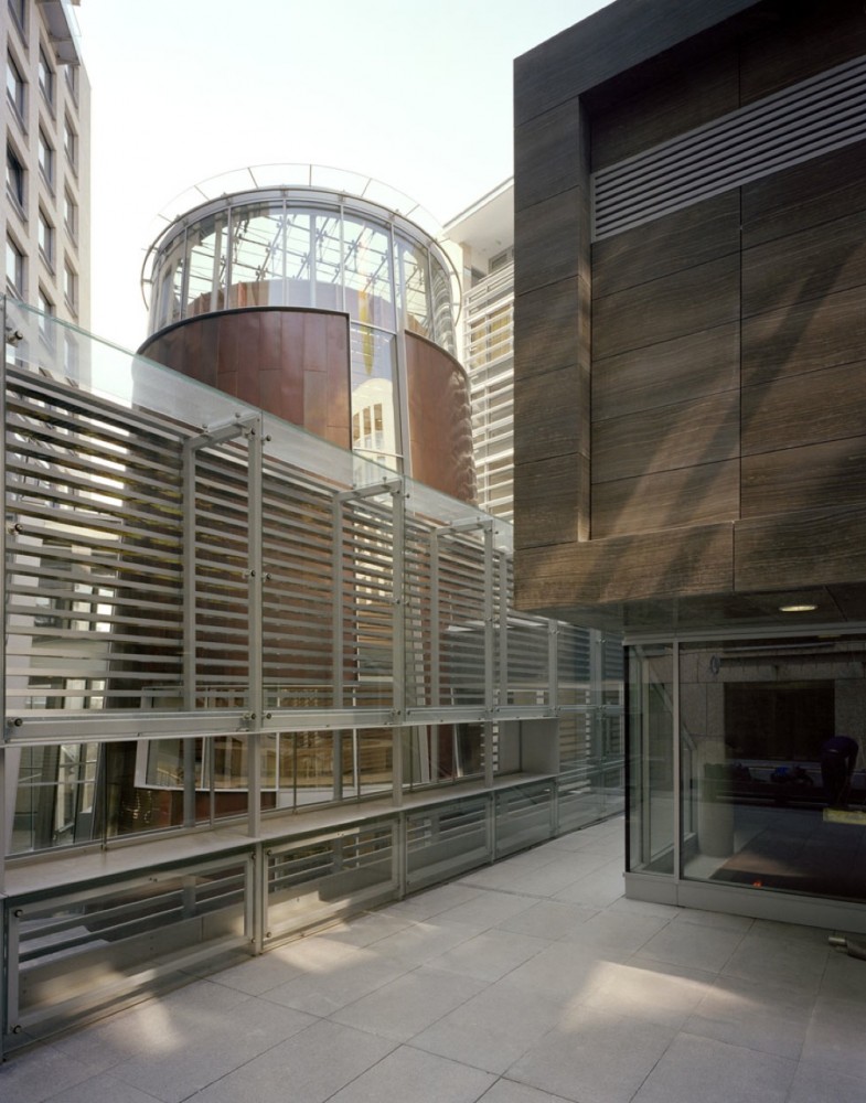 Canadian Embassy Berlin / KPMB Architects with Gagnon, Letellier, Cyr, architectes and Smith Carter Architects + Engineers