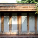 Recycled Materials Cottage / Juan Luis Martínez Nahuel Recycled Materials Cottage / Juan Luis Martínez Nahuel © Juan Luis Martínez Nahuel