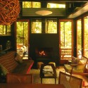 Recycled Materials Cottage / Juan Luis Martínez Nahuel