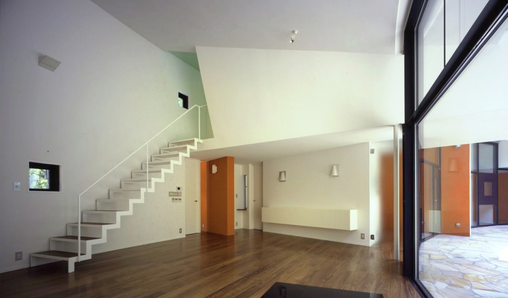 M House / Kei’ichi Irie + Power Unit Studio