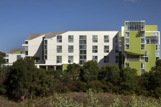 Rita Atkinson Residence / Valerio Dewalt Train Architects