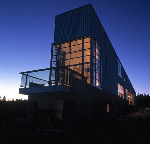 Howard House / MacKay-Lyons Sweetapple Architects