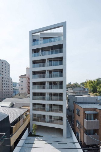 Apartment in Akasaka-Fukuoka / SPEAC