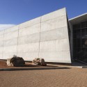 Ubuntu Centre / Field Architecture © Jon Riordan