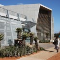 Ubuntu Centre / Field Architecture © Jess Field