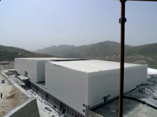 Pan Long Gu Centre / Atelier 11