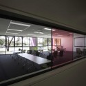Avondale Heights Library And Learning Centre / H2o architects Avondale Heights Library And Learning Centre / H2o architects © Trevor Mein