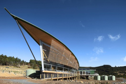 Orokonui Ecosanctuary Visiter Centre / Architectural Ecology