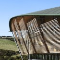 Orokonui Ecosanctuary Visiter Centre / Architectural Ecology © Patrick Reynolds