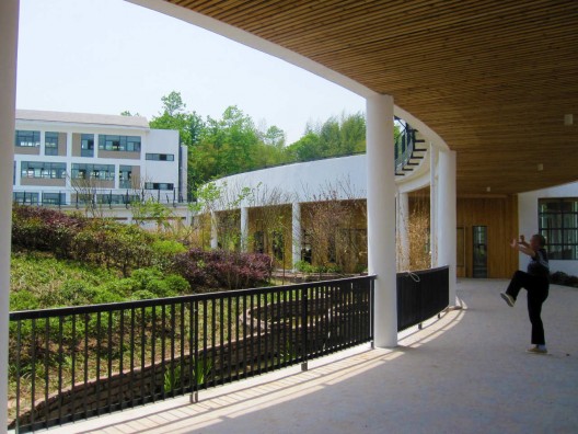New Jindai Elementary School / TEKTAO/Tongji University