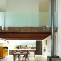Orange Grove House / Fiona Winzar Architects Orange Grove House / Fiona Winzar Architects © Shania Shegedyn
