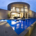 House In Henley Street / Jackson Clements Burrows Architects House In Henley Street / Jackson Clements Burrows Architects © John Gollings Photography