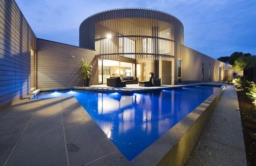 House In Henley Street / Jackson Clements Burrows Architects