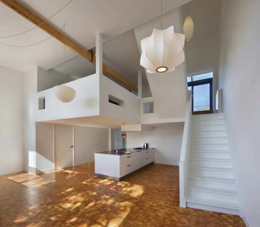 Monumental School Reprogrammed Into Apartments / BYTR Architects