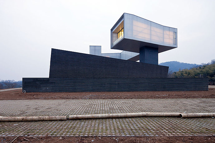 Nanjing Sifang Art Museum, photos by Iwan Baan