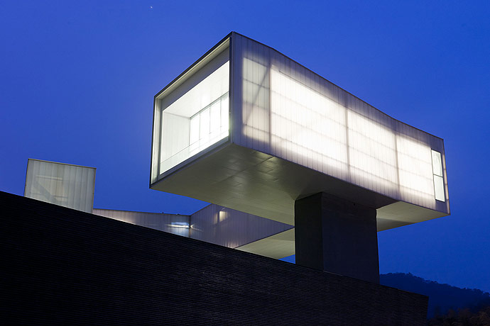 Nanjing Sifang Art Museum, photos by Iwan Baan