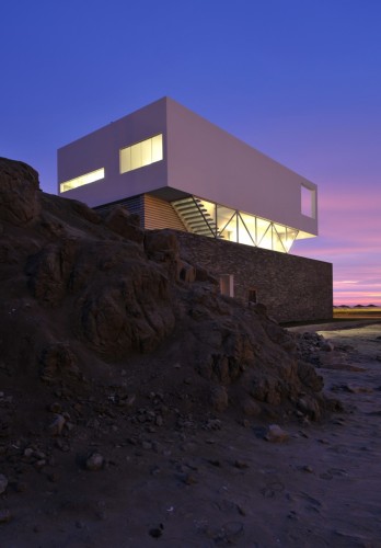 Beach House in "Las Palmeras"/ Javier Artadi
