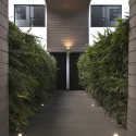 Recycling Building / Alonso de Garay Architects