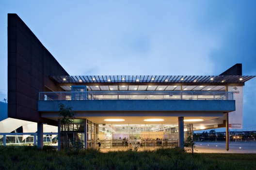 São Paulo Library / Aflalo and Gasperini Architects