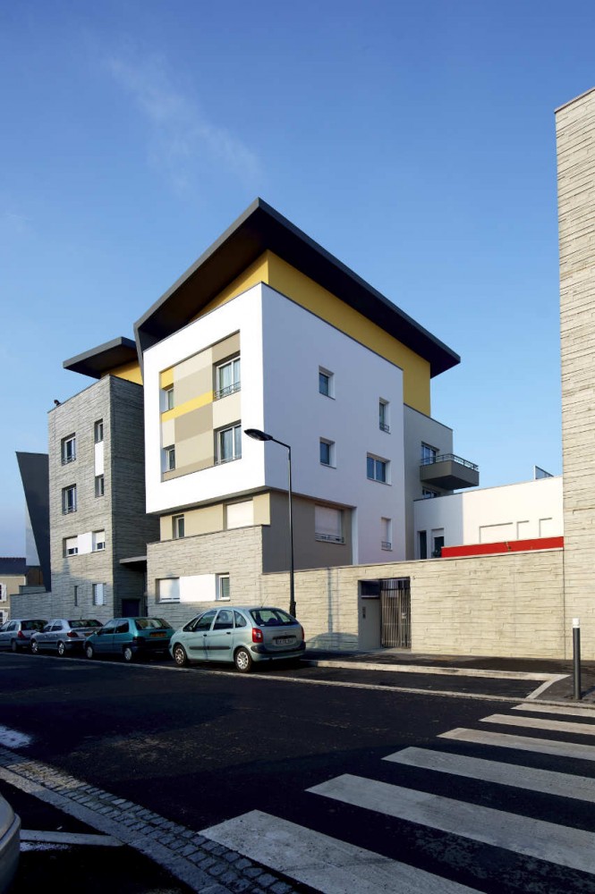 Social Housing in Angers / Studio Bellecour Architects