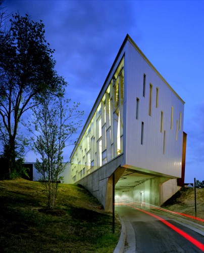 Ann Arbor District Library / inFORM studio