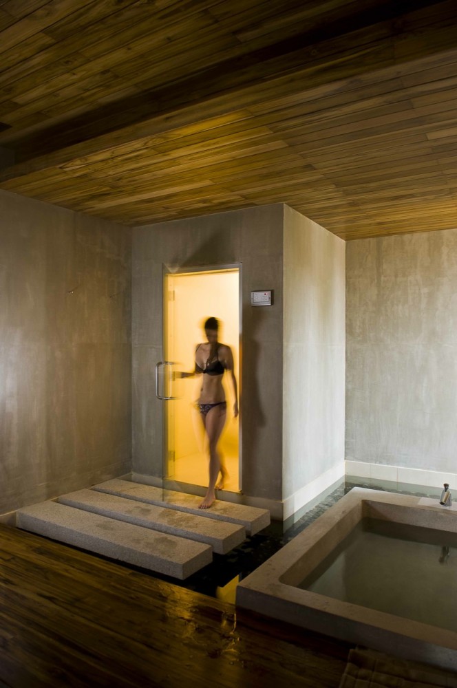 Casa de la Flora / VaSLab Architecture