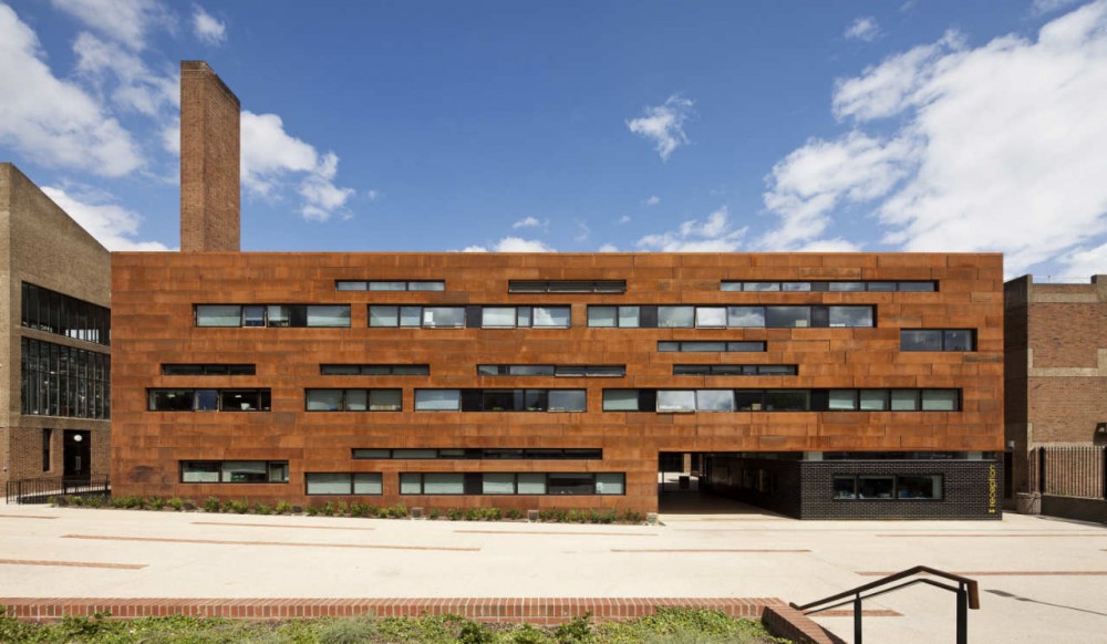 Stoke Newington School and Sixth Form / Jestico + Whiles