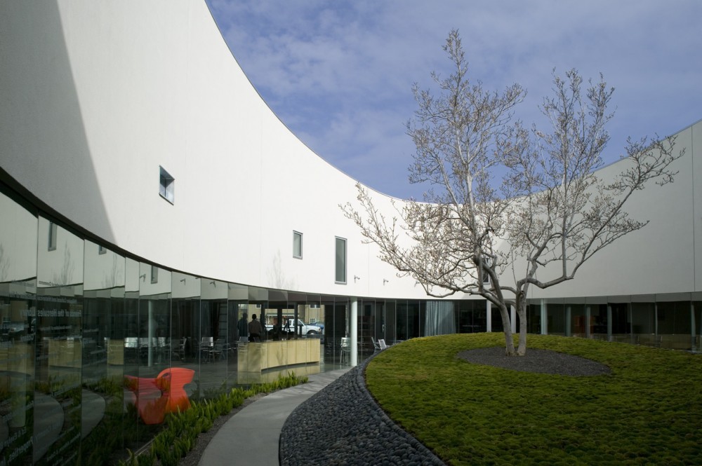 Hercules Public Library / will bruder+PARTNERS