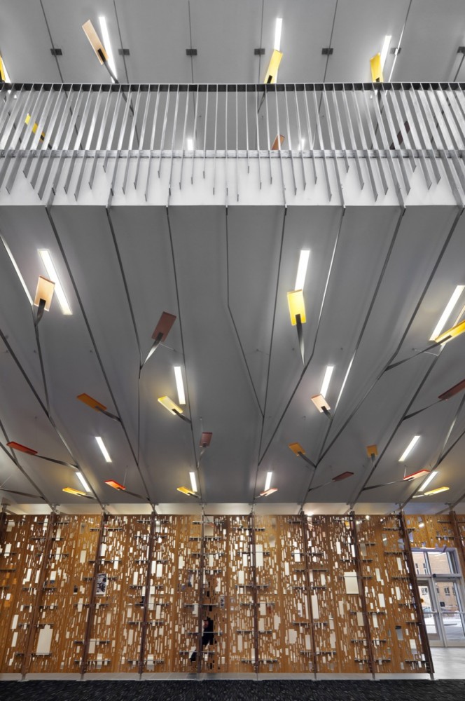 Sullivan Family Student Center / LTL Architects