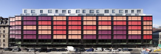 Coral House / group8
