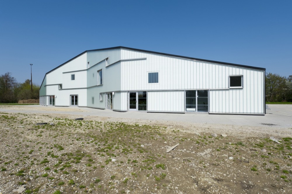 Landsbyhuset / Cebra