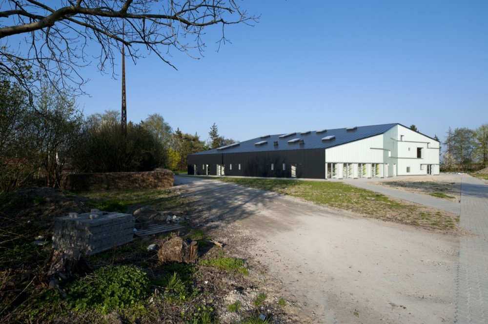 Landsbyhuset / Cebra