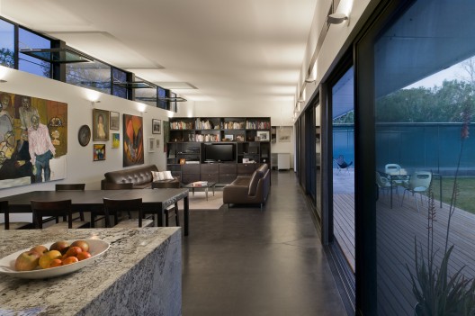 Cedar Street Residence / colab studio