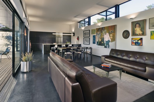 Cedar Street Residence / colab studio