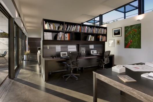 Cedar Street Residence / colab studio