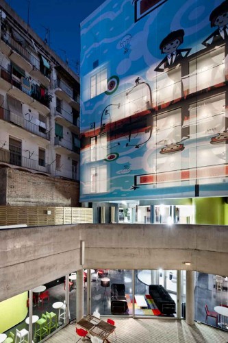 Hotel Arc del Teatre / EQUIP Xavier Claramunt