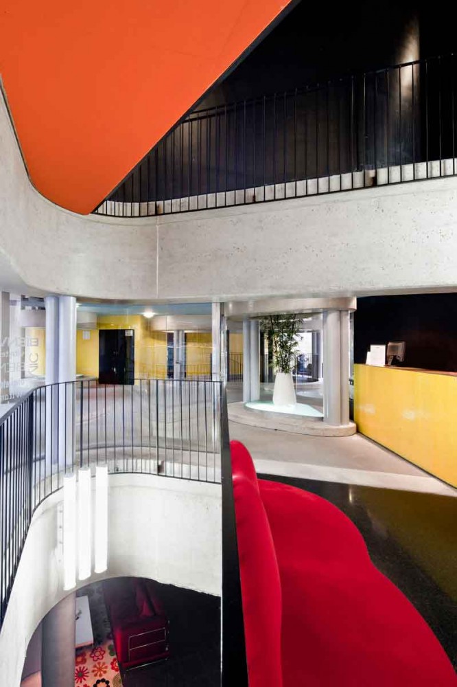 Hotel Arc del Teatre / EQUIP Xavier Claramunt