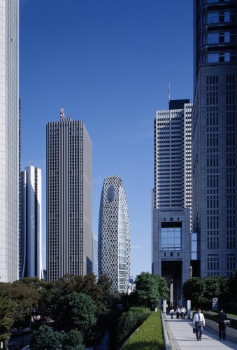 Mode Gakuen Cocoon Tower / Tange Associates
