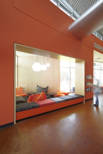 Science Innovation Learning Centre / Swanbury Penglase